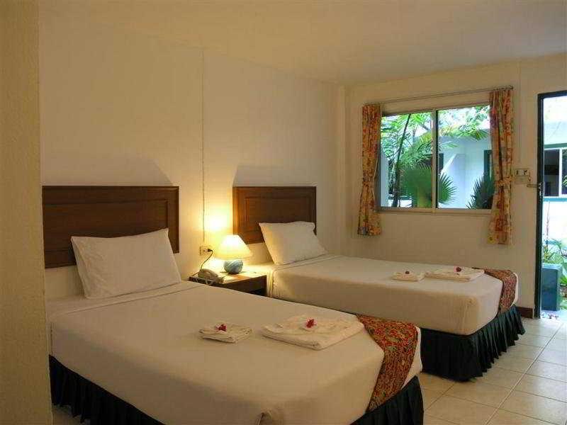 Kamala Beach Inn Phuket Exterior foto